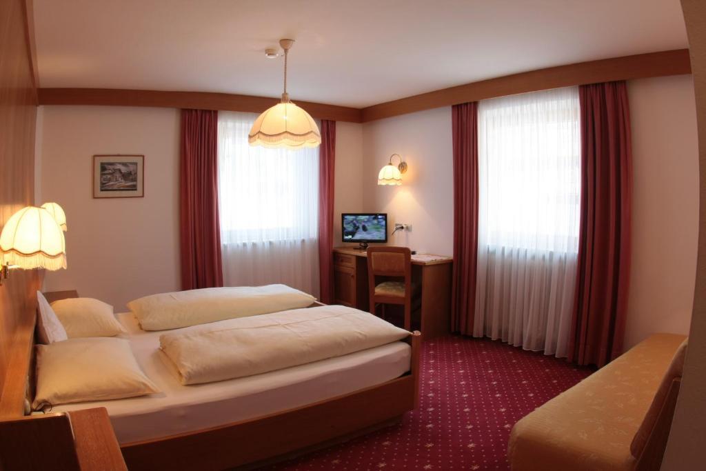 Hotel Talblick 3*